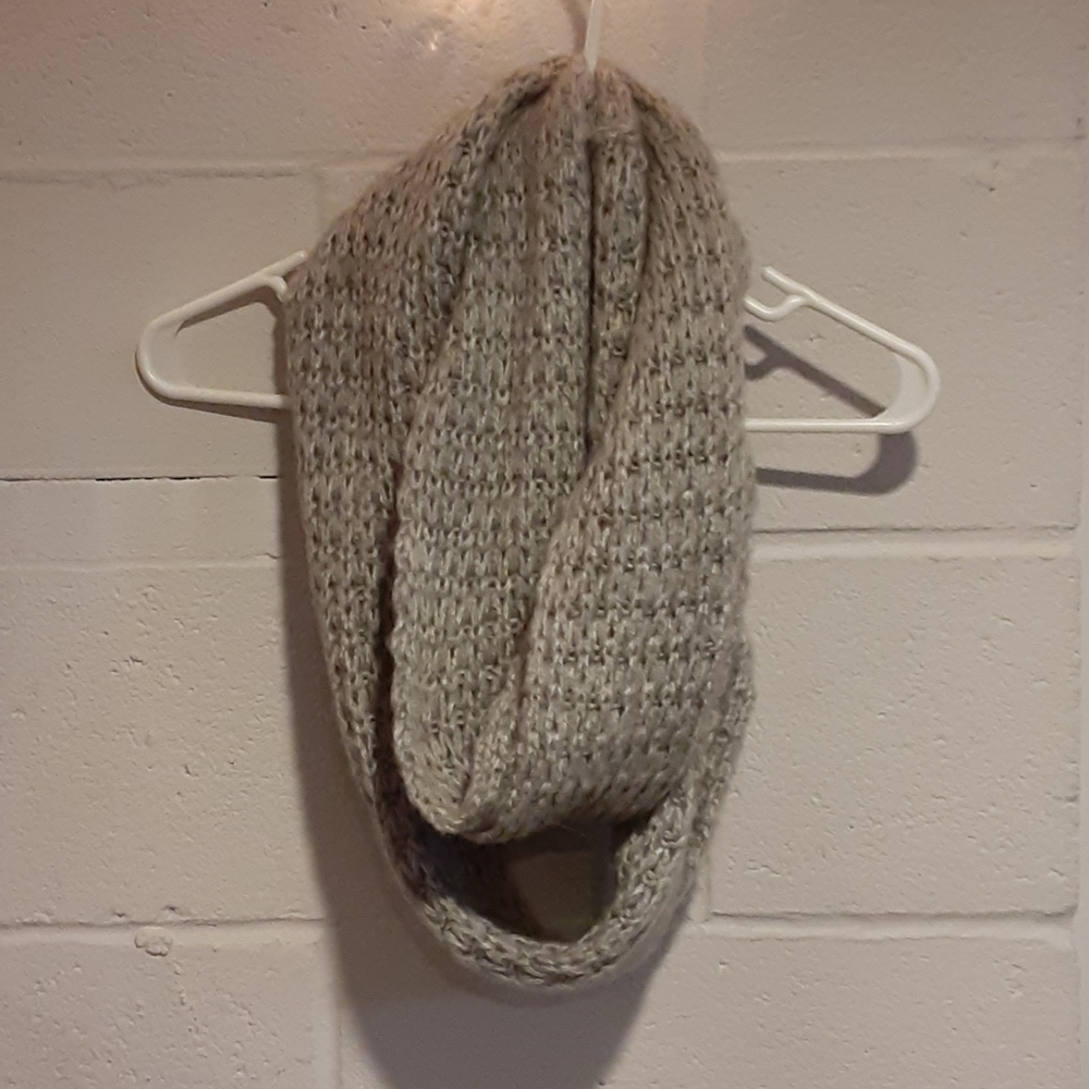 Grey Knit Scarf